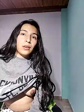 Snapshot of Emily_Gree chatting on March 31, 3:41 am Emily Gree online show from March 31, 3:41 am