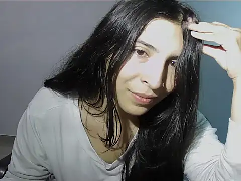 Snapshot of Emily_Gree chatting on April 8, 12:54 am Emily Gree online show from April 8, 12:54 am