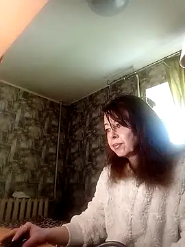 Snapshot of KettyLoveX chatting on April 21, 9:59 am KettyLoveX online show from April 21, 9:59 am