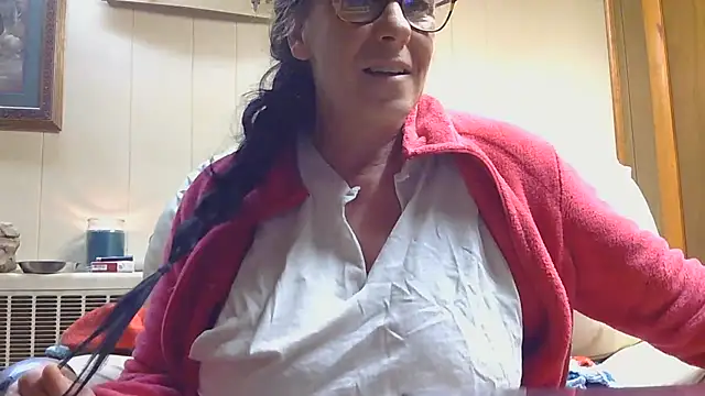 dirtyfur online show from February 11, 4:01 pm