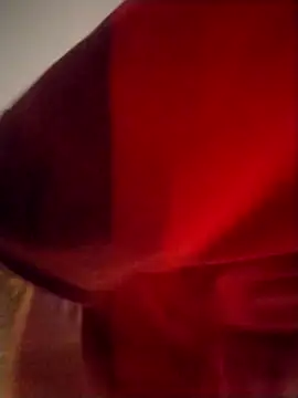 Snapshot of Fefe2805 chatting on March 4, 2:28 am Fefe2805 online show from March 4, 2:28 am