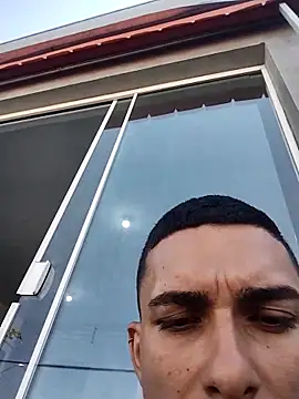 Snapshot of Fefe2805 chatting on March 28, 12:49 pm Fefe2805 online show from March 28, 12:49 pm