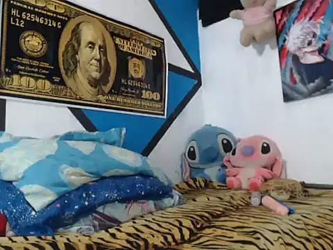 adriveryhot online show from February 4, 8:20 am