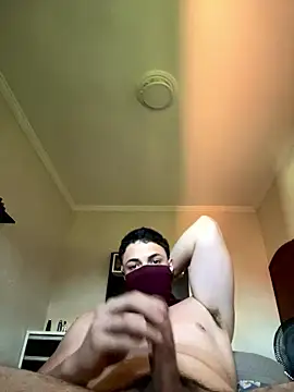 ZAKINNN online show from January 7, 7:38 pm