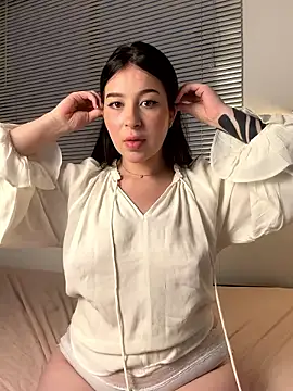 evelynrosess1 online show from January 14, 11:20 pm