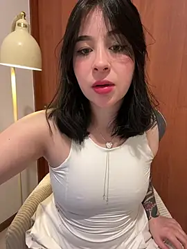 evelynrosess1 online show from June 25, 2:11 am