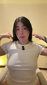 evelynrosess1 online show from July 10, 12:37 am