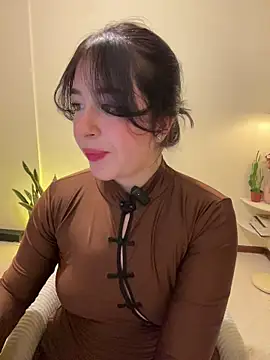 evelynrosess1 online show from July 24, 11:47 pm