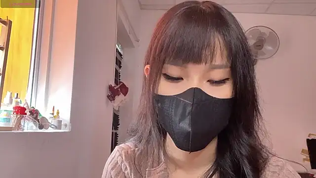 Tieu-May online show from February 25, 7:51 am