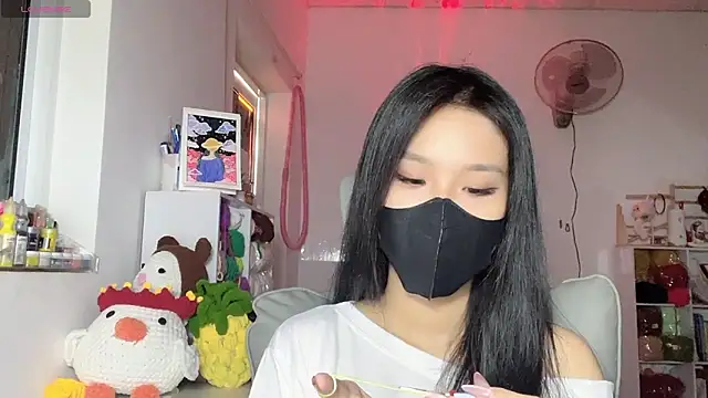 Tieu-May online show from May 9, 9:36 am