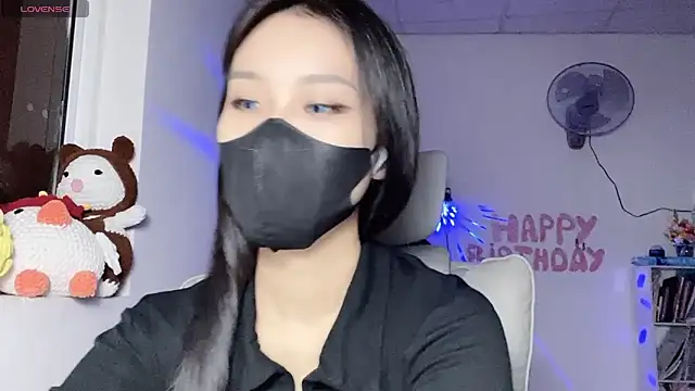 Tieu-May online show from June 12, 8:02 am