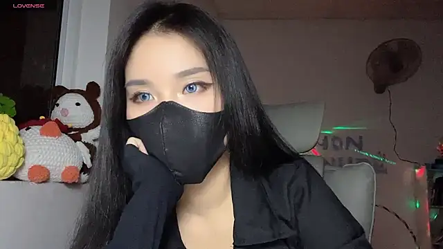 Tieu-May online show from June 12, 8:52 pm