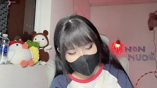 Tieu-May online show from July 4, 10:05 pm