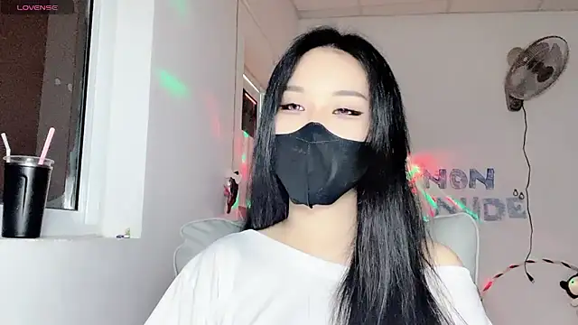 Tieu-May online show from July 27, 6:42 am