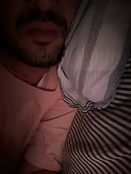 Snapshot of berkayneslihan chatting on March 15, 3:12 am berkayneslihan online show from March 15, 3:12 am