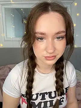 cuteeyesbaby online show from February 24, 7:17 am