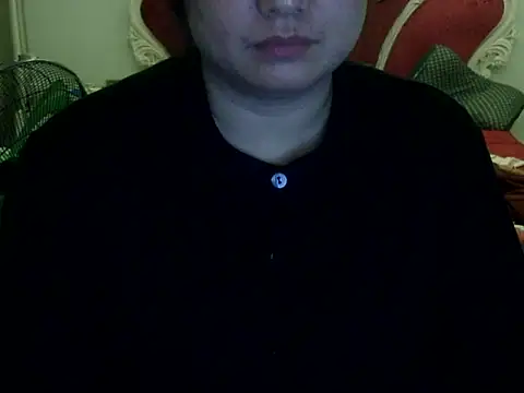 Snapshot of Sarah_no_land chatting on February 2, 2:27 pm Sarah no land online show from February 2, 2:27 pm