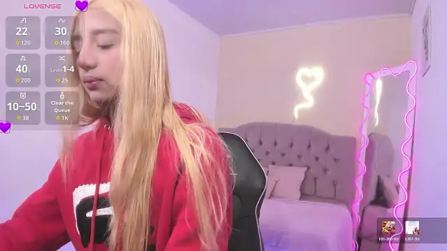 Snapshot of IRINA_TAY1 chatting on February 9, 4:05 am IRINA TAY1 online show from February 9, 4:05 am