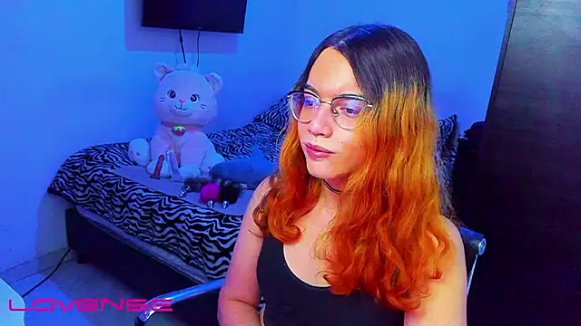 lillykittyyy online show from March 10, 4:06 am