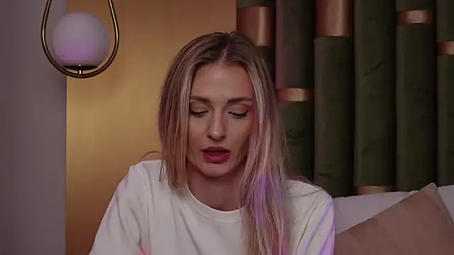 AmeliaAngel online show from February 6, 10:26 am