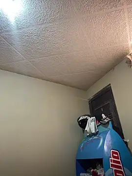 Lariquita online show from February 2, 7:56 pm