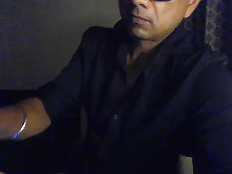 Snapshot of Moh-Moksha chatting on February 15, 5:20 pm Moh-Moksha online show from February 15, 5:20 pm