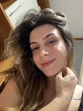 Snapshot of BarbieHotBrazil chatting on June 26, 2:27 am BarbieHotBrazil online show from June 26, 2:27 am