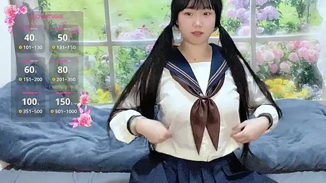 Snapshot of xiaoguai99 chatting on March 26, 1:06 pm xiaoguai99 online show from March 26, 1:06 pm