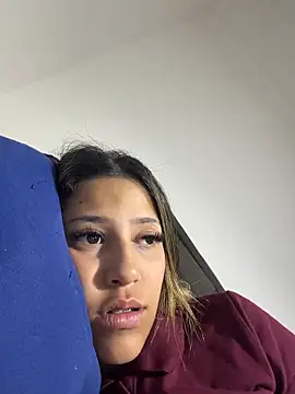 Snapshot of vicky_bass_ chatting on May 6, 1:14 am vicky bass online show from May 6, 1:14 am
