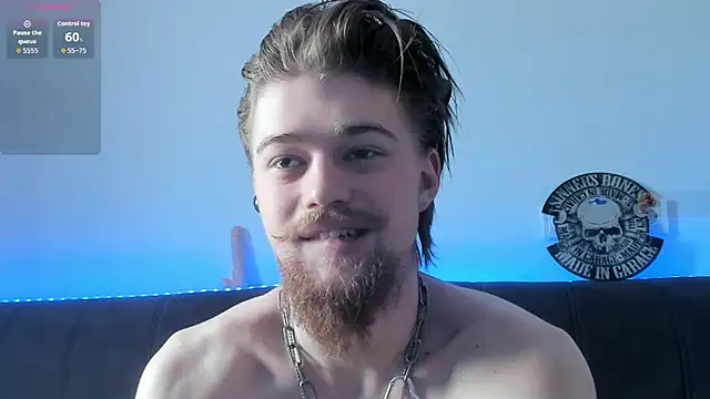 Snapshot of Lev_Miller chatting on March 28, 5:51 am Lev Miller online show from March 28, 5:51 am