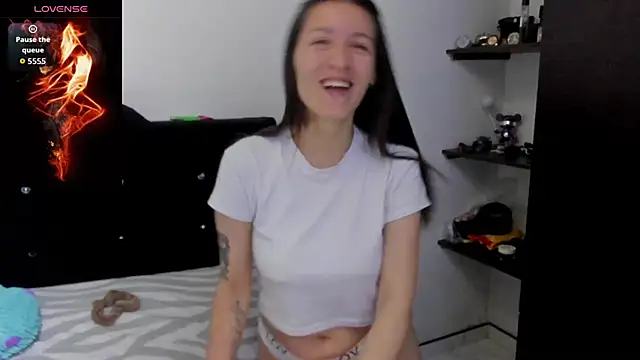 tina2204 online show from March 20, 11:15 am