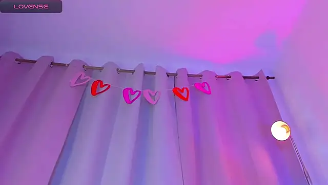 Snapshot of Megan_VixenX chatting on February 9, 9:30 pm Megan VixenX online show from February 9, 9:30 pm