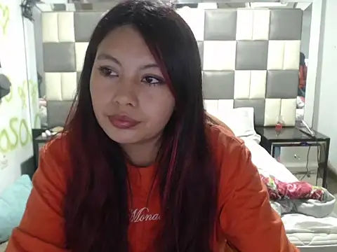 dulcecandy18 online show from January 17, 3:22 am