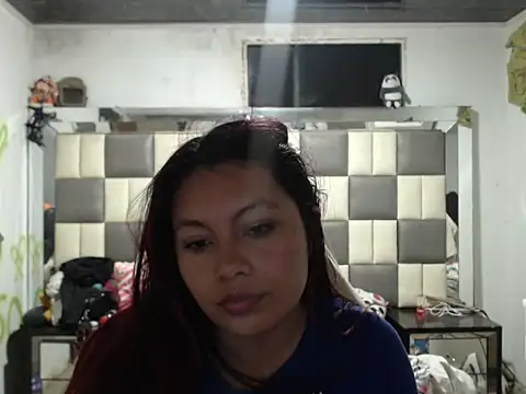 dulcecandy18 online show from February 7, 3:21 am