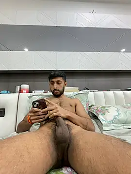 Snapshot of akash349797 chatting on February 20, 10:27 am akash349797 online show from February 20, 10:27 am