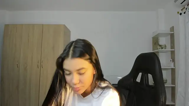 celestes777 online show from January 5, 6:44 pm