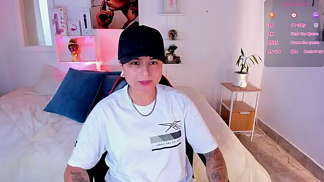 Snapshot of Zury_Ramirez chatting on March 15, 8:26 pm Zury Ramirez online show from March 15, 8:26 pm