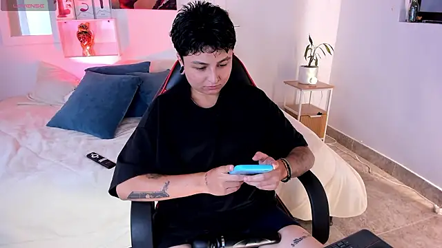 Snapshot of Zury_Ramirez chatting on March 16, 7:51 pm Zury Ramirez online show from March 16, 7:51 pm