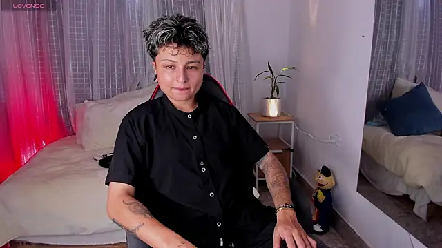 Snapshot of Zury_Ramirez chatting on March 27, 10:42 pm Zury Ramirez online show from March 27, 10:42 pm