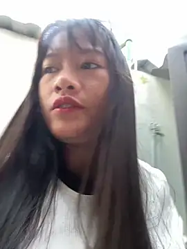 Snapshot of Suni-ii chatting on April 11, 11:09 pm Suni-ii online show from April 11, 11:09 pm