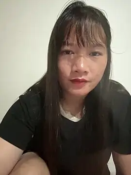 Snapshot of Suni-ii chatting on April 18, 11:27 pm Suni-ii online show from April 18, 11:27 pm