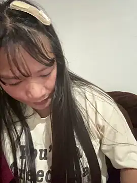 Snapshot of Suni-ii chatting on April 20, 12:52 pm Suni-ii online show from April 20, 12:52 pm