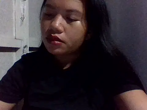 Snapshot of sweetprinces08 chatting on April 5, 7:11 pm sweetprinces08 online show from April 5, 7:11 pm