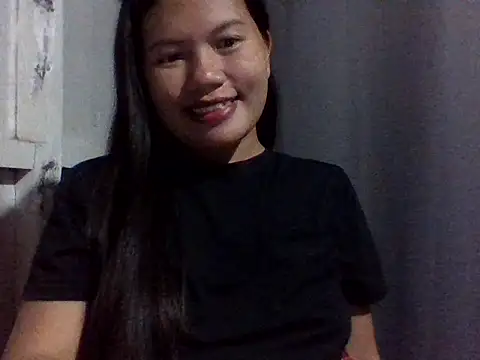 Snapshot of sweetprinces08 chatting on April 17, 12:19 pm sweetprinces08 online show from April 17, 12:19 pm