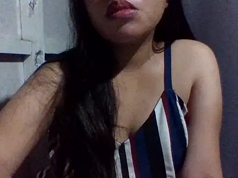 Snapshot of sweetprinces08 chatting on May 2, 4:34 pm sweetprinces08 online show from May 2, 4:34 pm