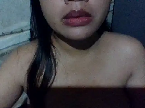 Snapshot of sweetprinces08 chatting on May 7, 6:46 pm sweetprinces08 online show from May 7, 6:46 pm