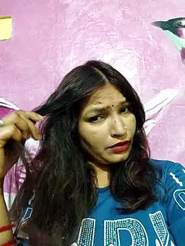 Priyaa 1433 online show from July 19, 5:22 am