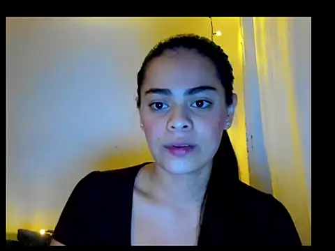 Snapshot of Antonella_Gomez22 chatting on January 10, 11:34 am Antonella Gomez22 online show from January 10, 11:34 am