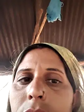 Bhavna8080 online show from April 22, 12:35 am