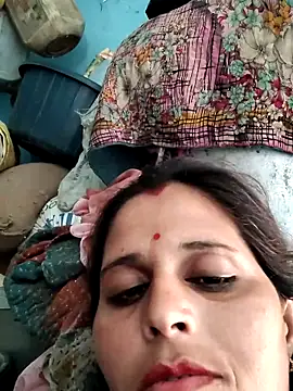 Bhavna8080 online show from June 4, 3:56 am
